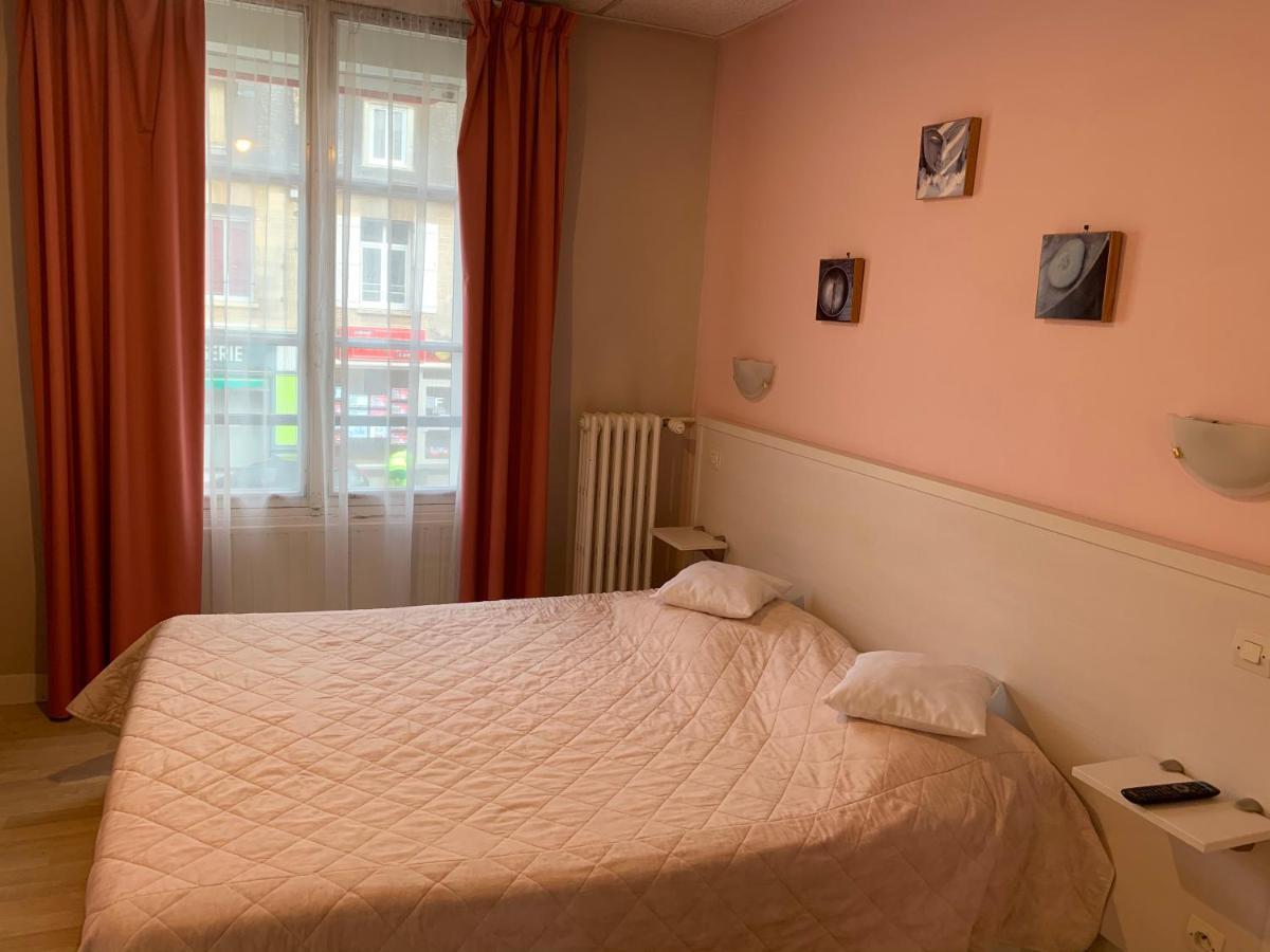 Au Vieux Puits Hotel Villers-Bocage  Eksteriør billede